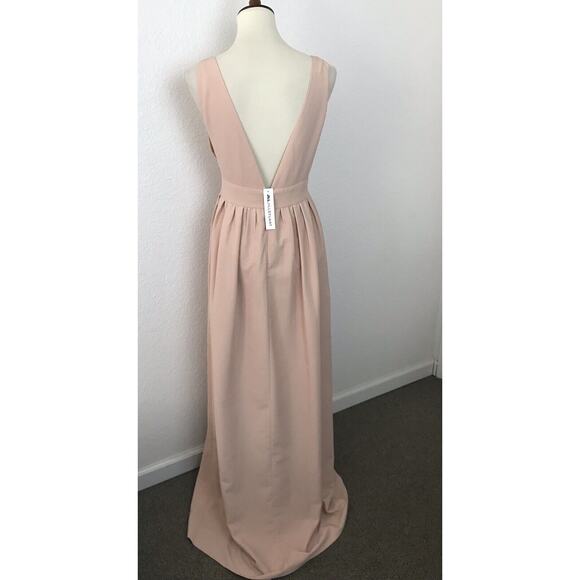 Jill by Jill Stuart Plunge Neck Gown Lined FLAW - Picture 9 of 13